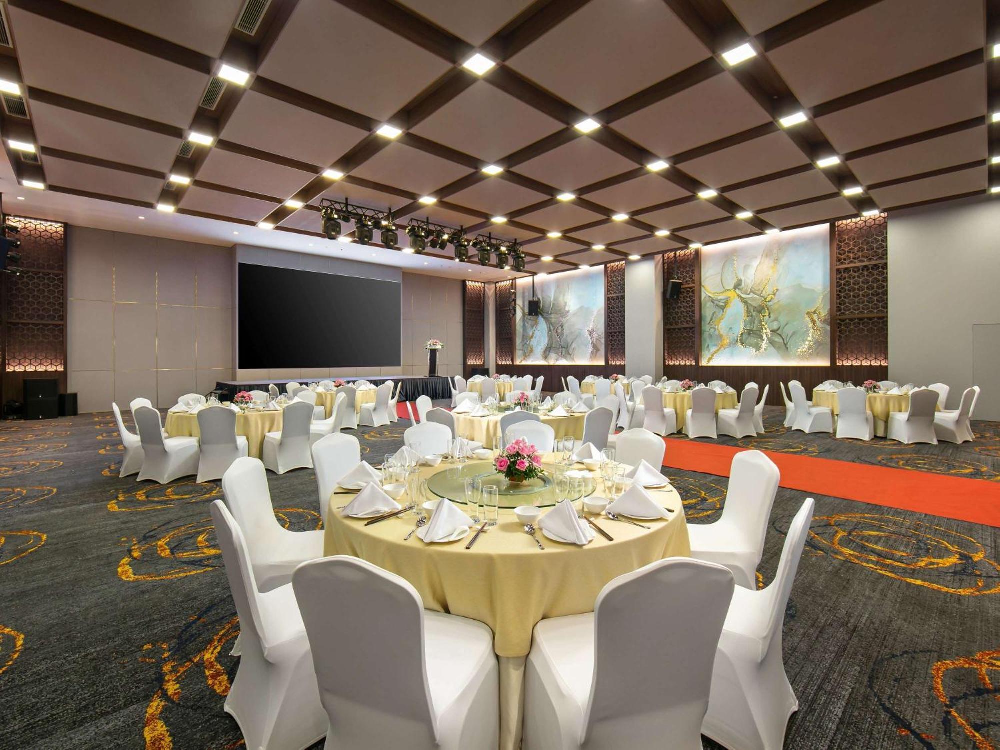 Moevenpick Living West Hanoi Exterior foto